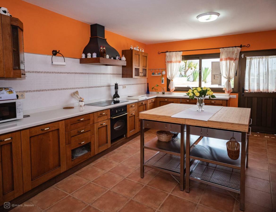 Villa De Lujo Que Mira Al Mar La Oliva Eksteriør billede