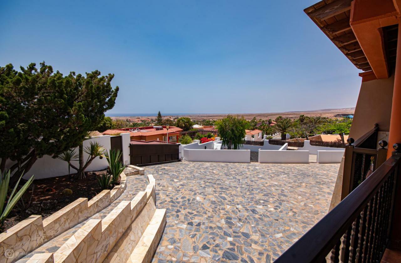 Villa De Lujo Que Mira Al Mar La Oliva Eksteriør billede